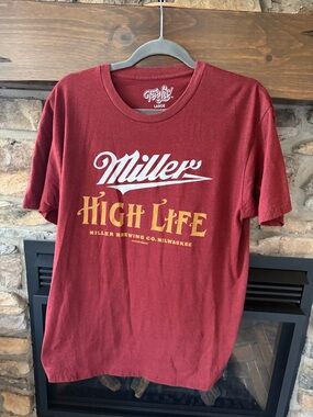 Miller High Life Men's Red/orange Graphic Tee - Large